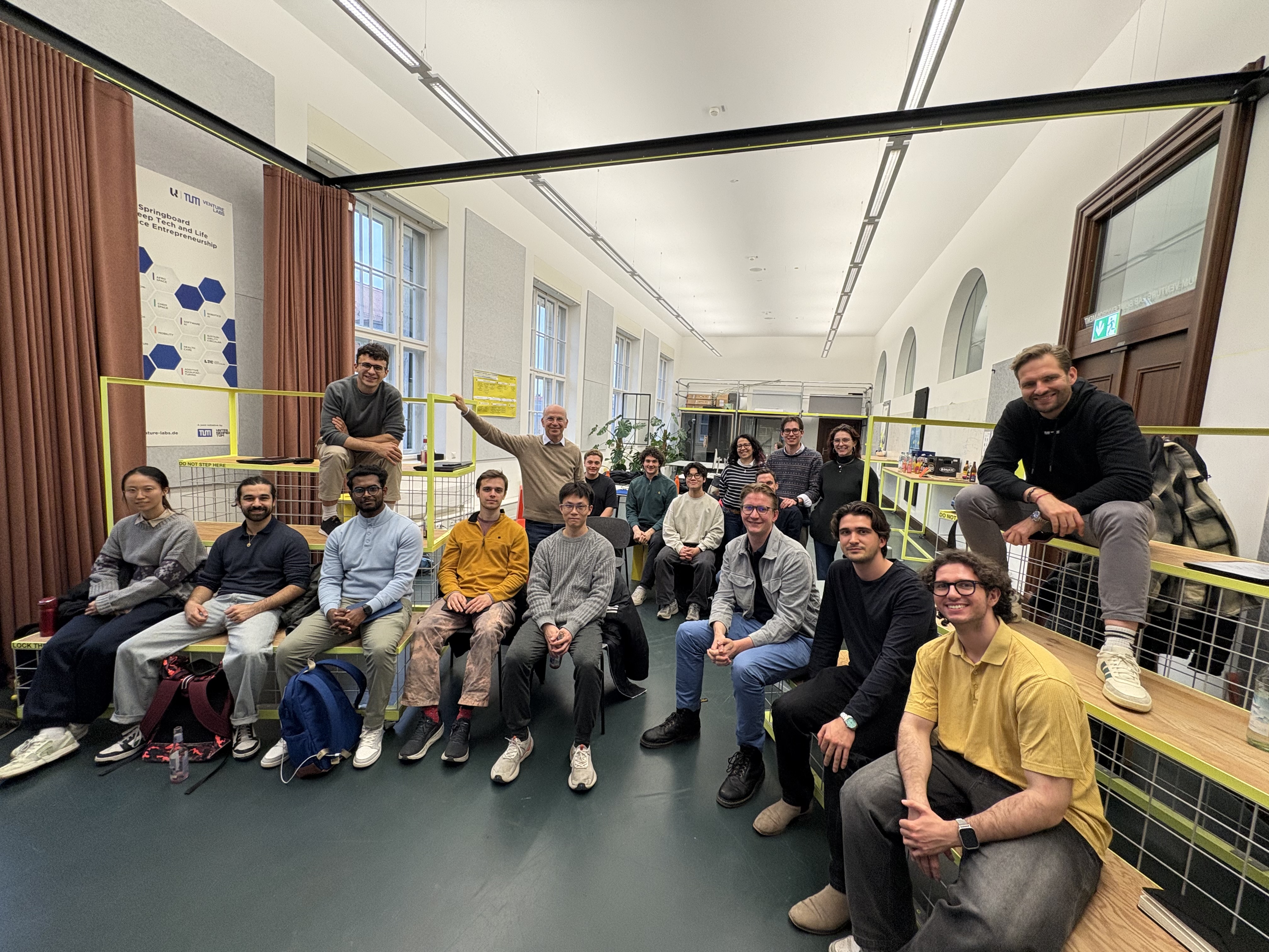 Antoine Leboyer teaching VC Readiness at the Quantum Semiconductor Venture Lab fellowship